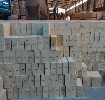 CAUSES AND PREVENTION MEASURES OF CRACKS AND COLLAPSES IN REFRACTORY BRICKS D...